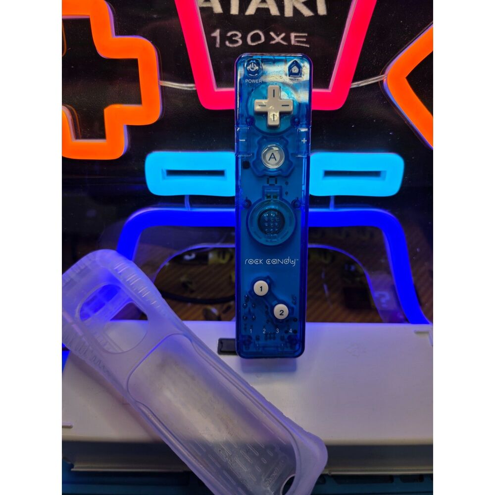 Wii Remote / Wii Mote Translucent Blue Rock Candy